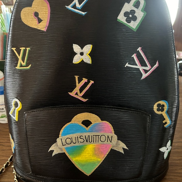 Louis Vuitto Epi Gobelins Backpack custom, painted with generic straps - Picture 15 of 17